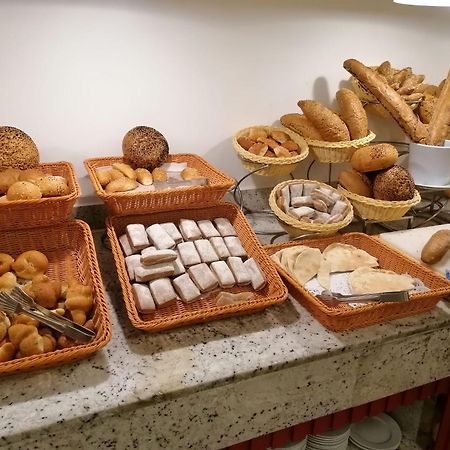 Hotel Apartments Villaggio Dei Fiori 4 Stars Luxury - Great Family Resort - Pet Friendly - With Hypermarket - Delivery Restaurant-Pizzeria - Room Breakfast With Supplement - Ultra Fast Wi-Fi - Play Area For Children - Olympic Swimming Pool - Parking 卡奥莱 外观 照片