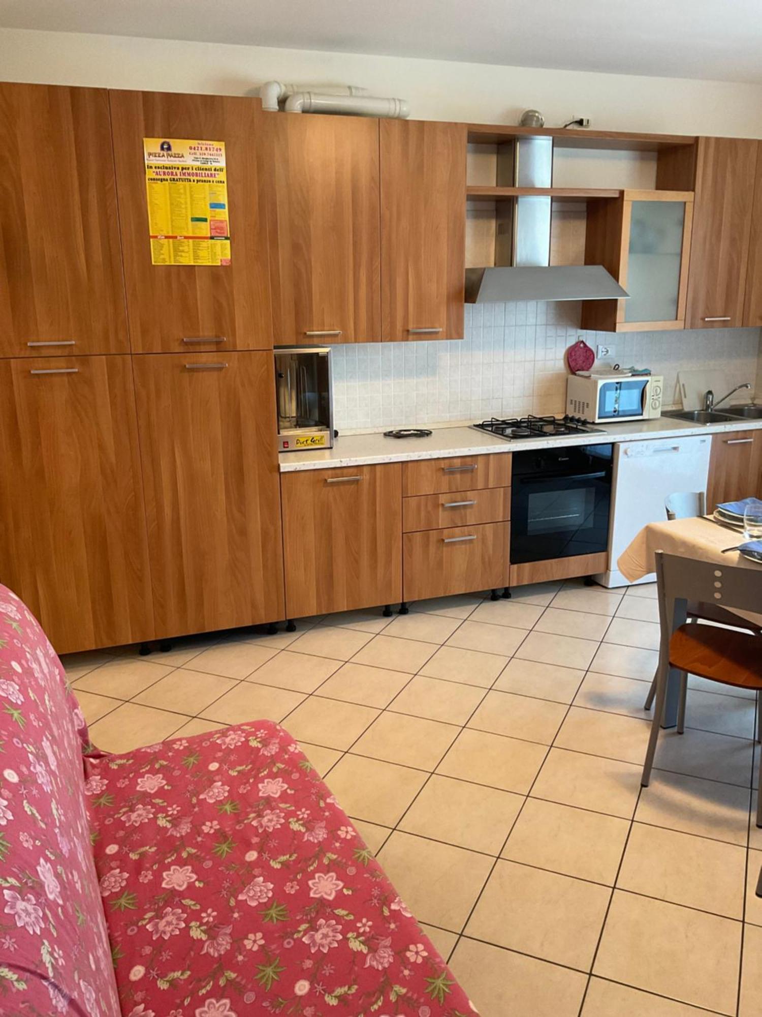 Hotel Apartments Villaggio Dei Fiori 4 Stars Luxury - Great Family Resort - Pet Friendly - With Hypermarket - Delivery Restaurant-Pizzeria - Room Breakfast With Supplement - Ultra Fast Wi-Fi - Play Area For Children - Olympic Swimming Pool - Parking 卡奥莱 外观 照片